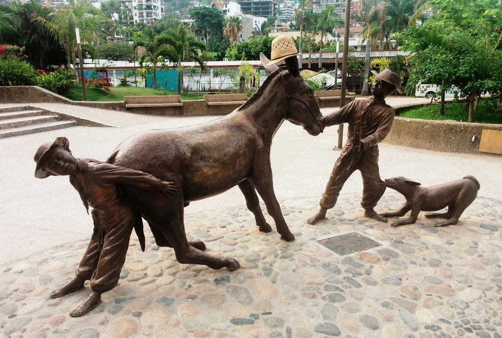 Escultura "Ándale Bernardo" por Jim Demetro