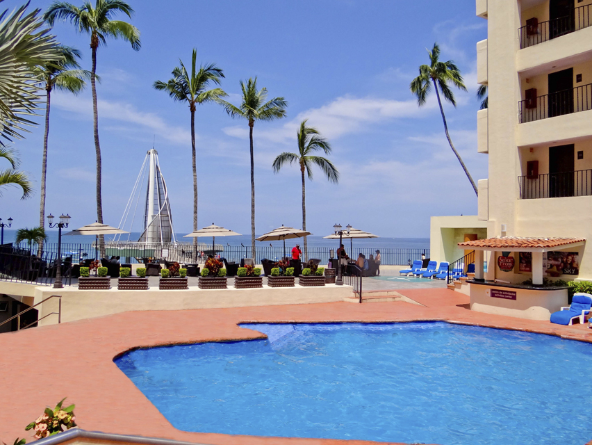 Alberca Hotel San Marino